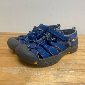 Keen Newport H2 Blue/Gray Waterproof Hiking Sandals Adjustable Strap 5 Youth